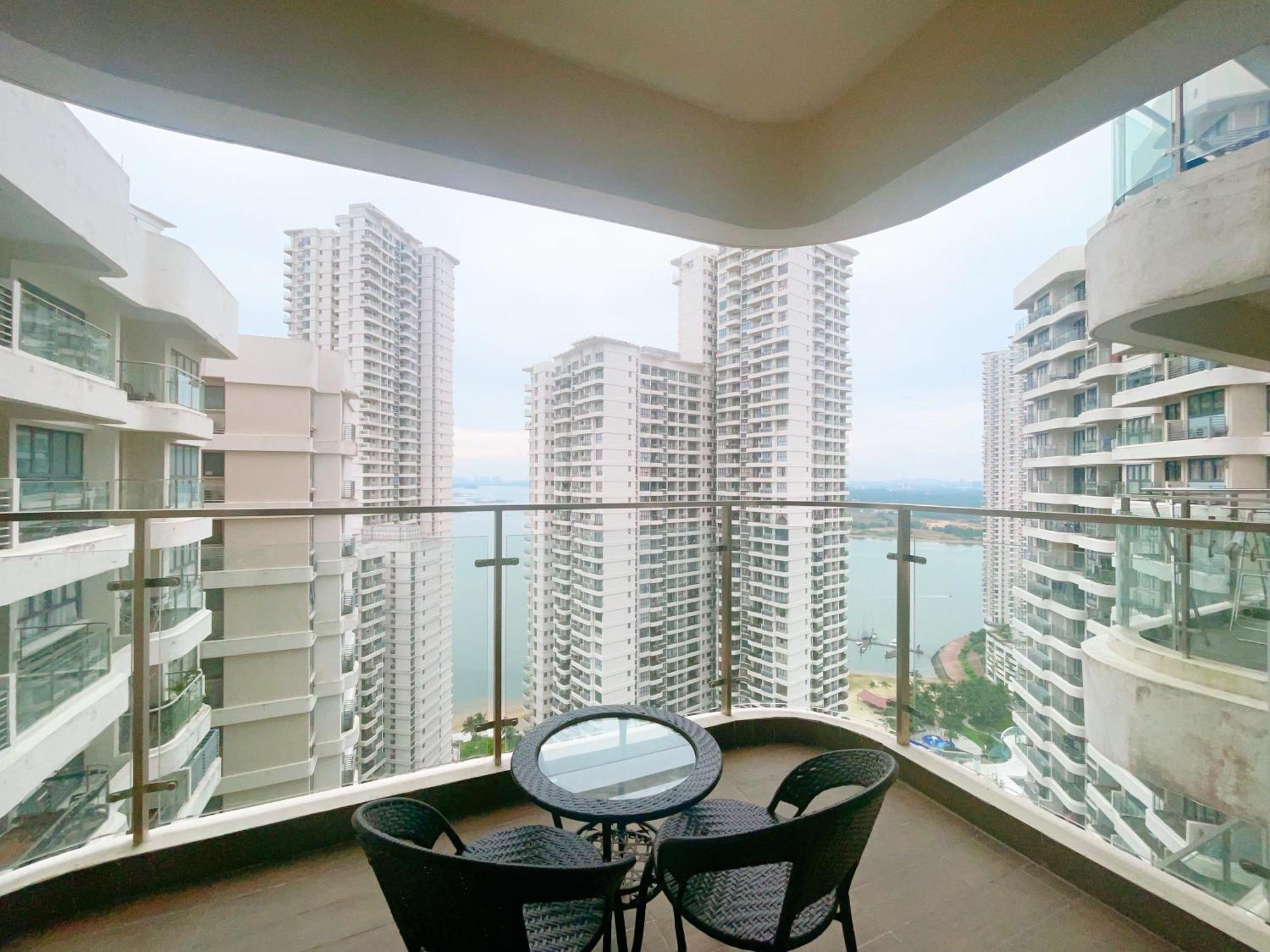 Monic Staycation #Country Garden Danga Bay Johor Bahru Exterior foto