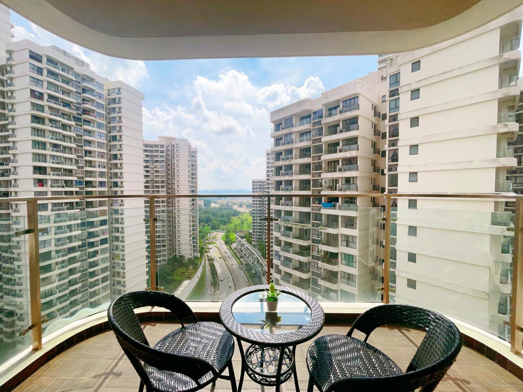 Monic Staycation #Country Garden Danga Bay Johor Bahru Exterior foto